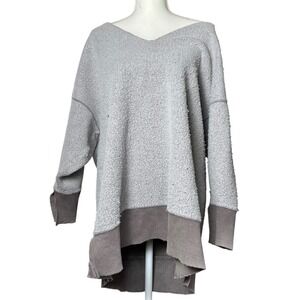 Free People Women's XS Oversized Gray Knit V-Neck Long‎ Sleeve Pullover Top